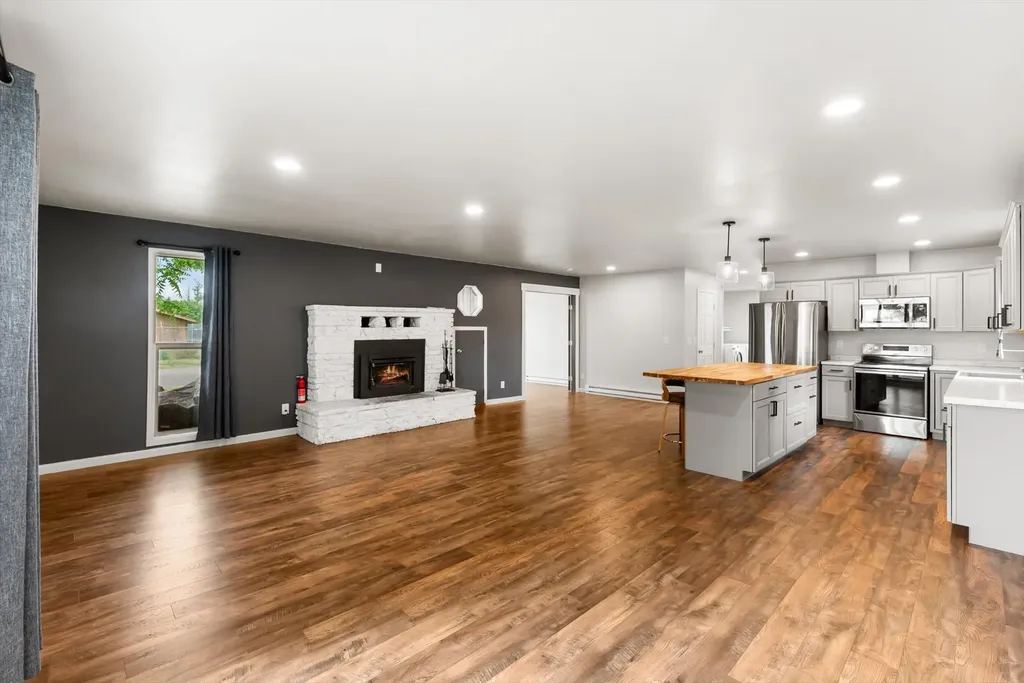 501 6th Avenue E Polson MT 59860
