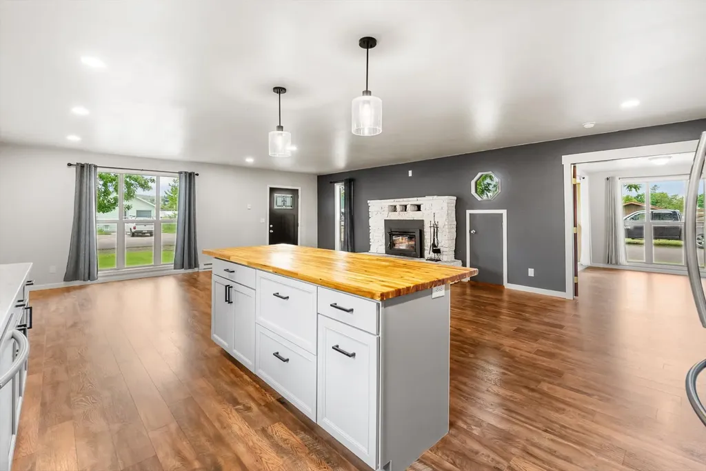 501 6th Avenue E Polson MT 59860