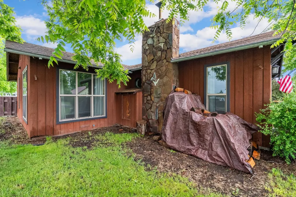501 6th Avenue E Polson MT 59860