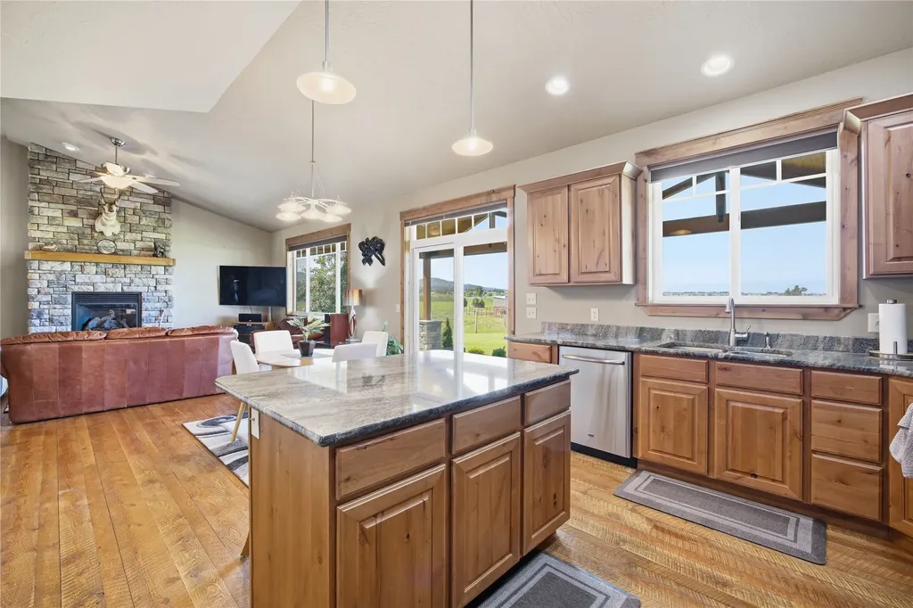 1099 Three Mile Creek Road Stevensville MT 59870