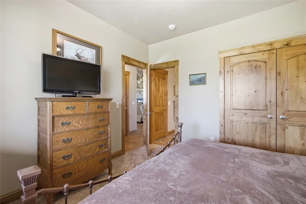 1099 Three Mile Creek Road Stevensville MT 59870