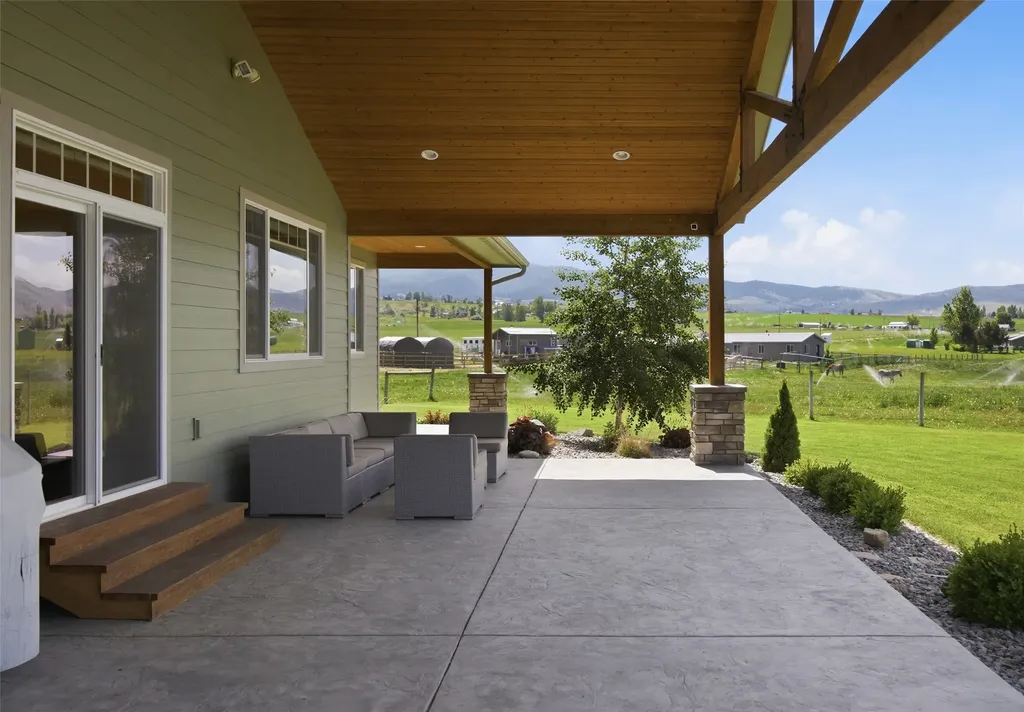 1099 Three Mile Creek Road Stevensville MT 59870