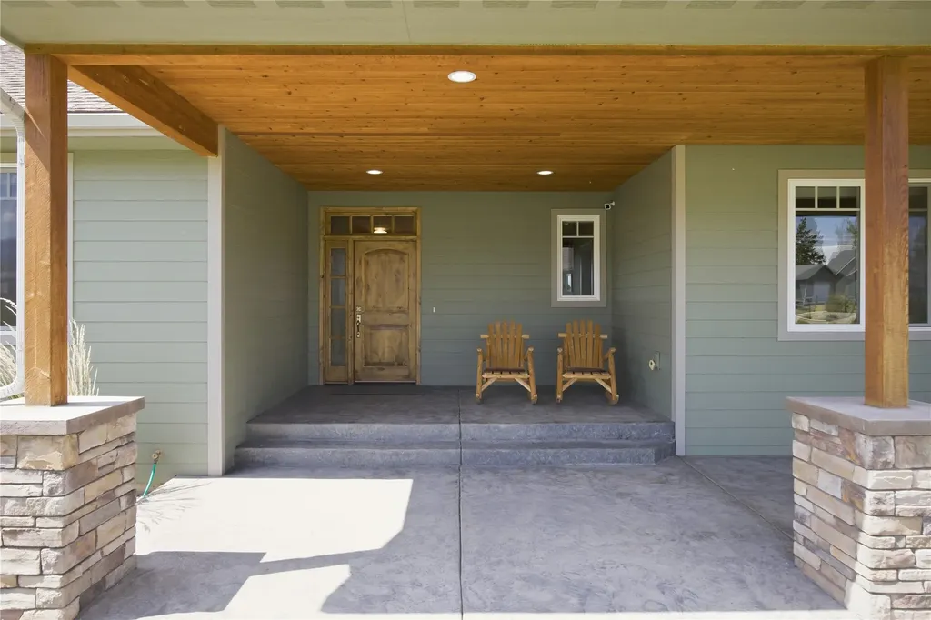 1099 Three Mile Creek Road Stevensville MT 59870
