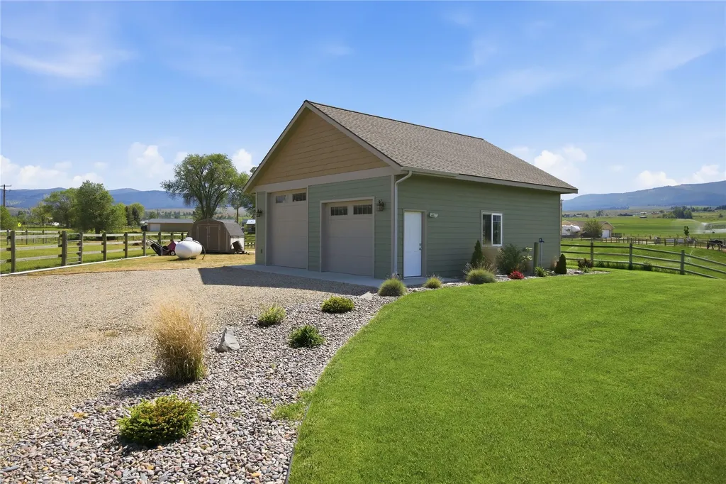 1099 Three Mile Creek Road Stevensville MT 59870