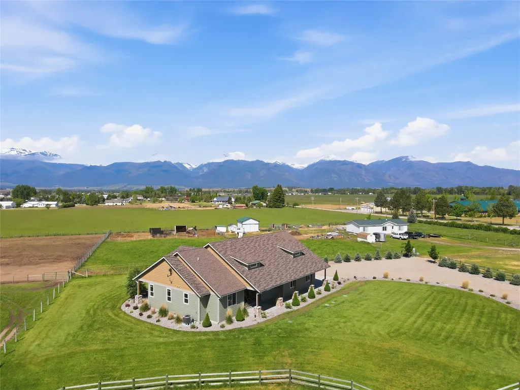 1099 Three Mile Creek Road Stevensville MT 59870