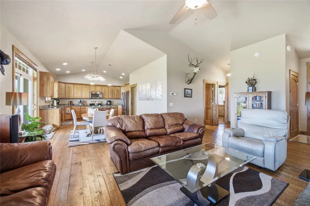 1099 Three Mile Creek Road Stevensville MT 59870