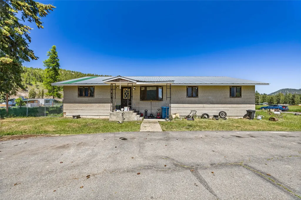1064 Mullan Gulch Road St Regis MT 59866