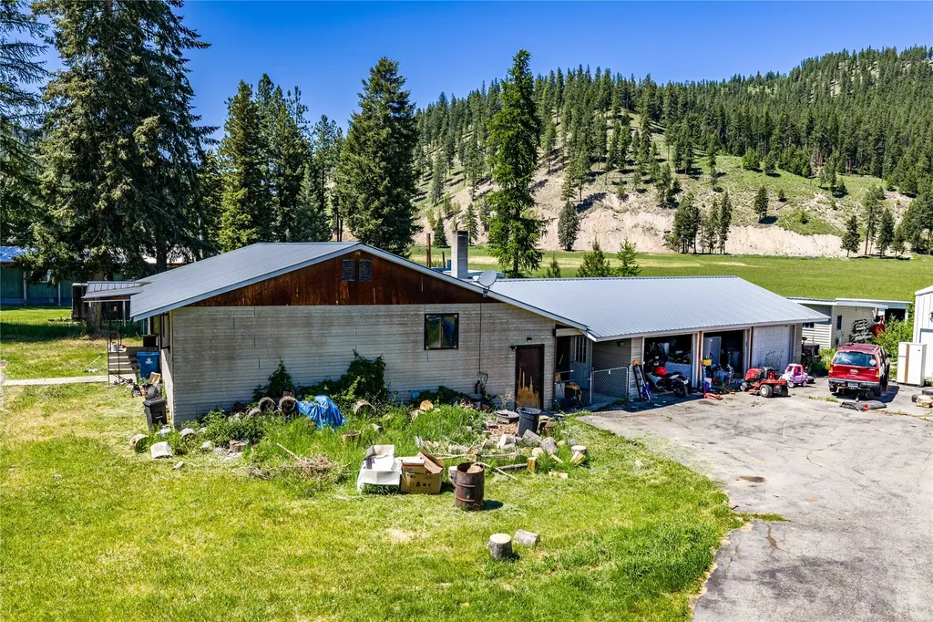 1064 Mullan Gulch Road St Regis MT 59866