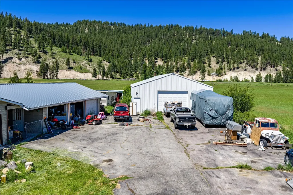 1064 Mullan Gulch Road St Regis MT 59866