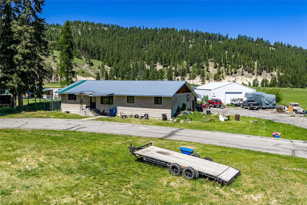 1064 Mullan Gulch Road St Regis MT 59866