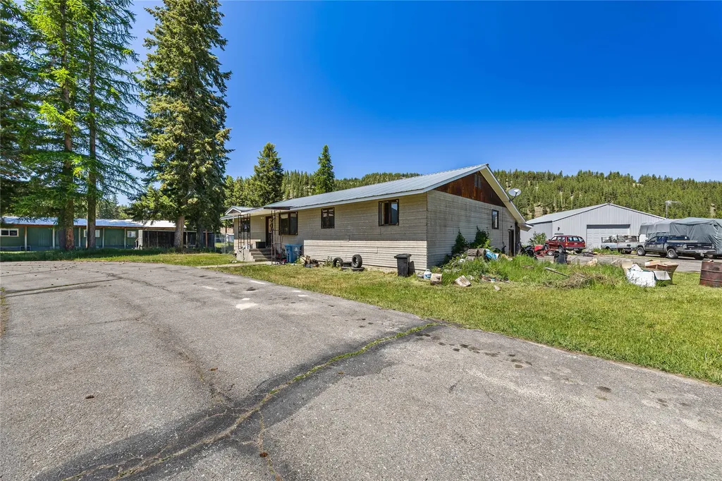 1064 Mullan Gulch Road St Regis MT 59866