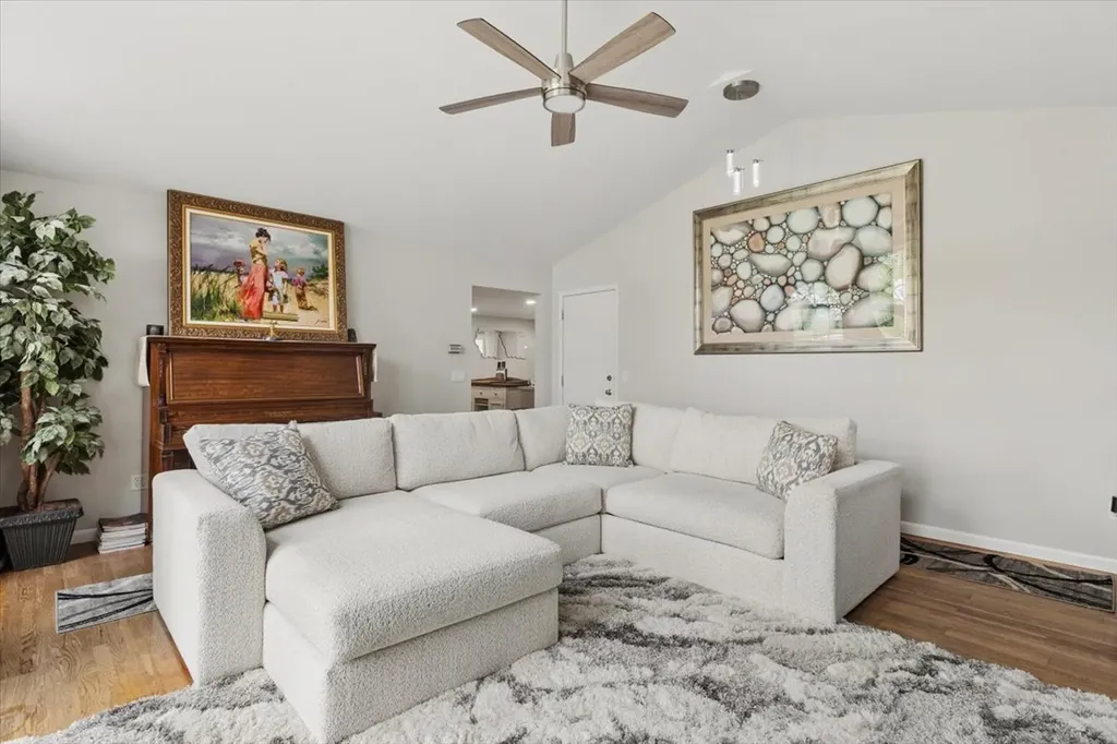 203 Central Avenue Eureka MT 59917