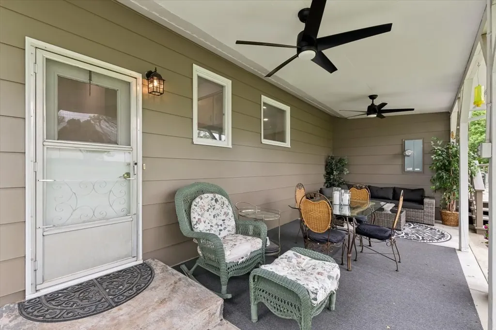 203 Central Avenue Eureka MT 59917