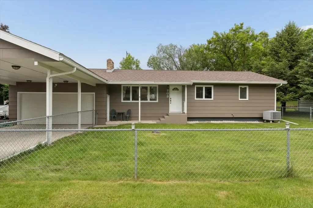 203 Central Avenue Eureka MT 59917