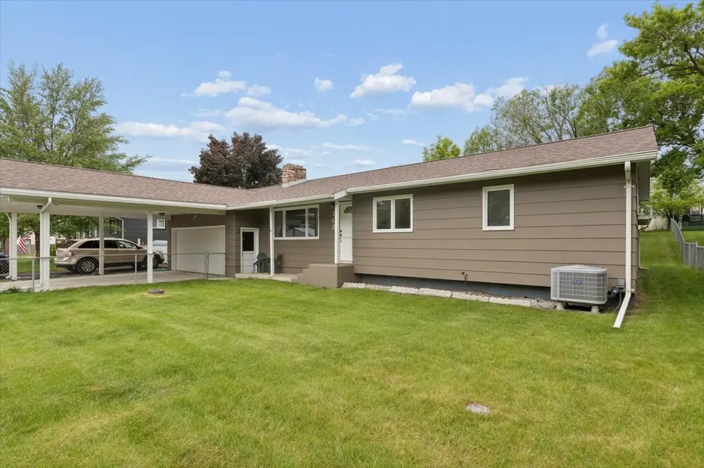 203 Central Avenue Eureka MT 59917