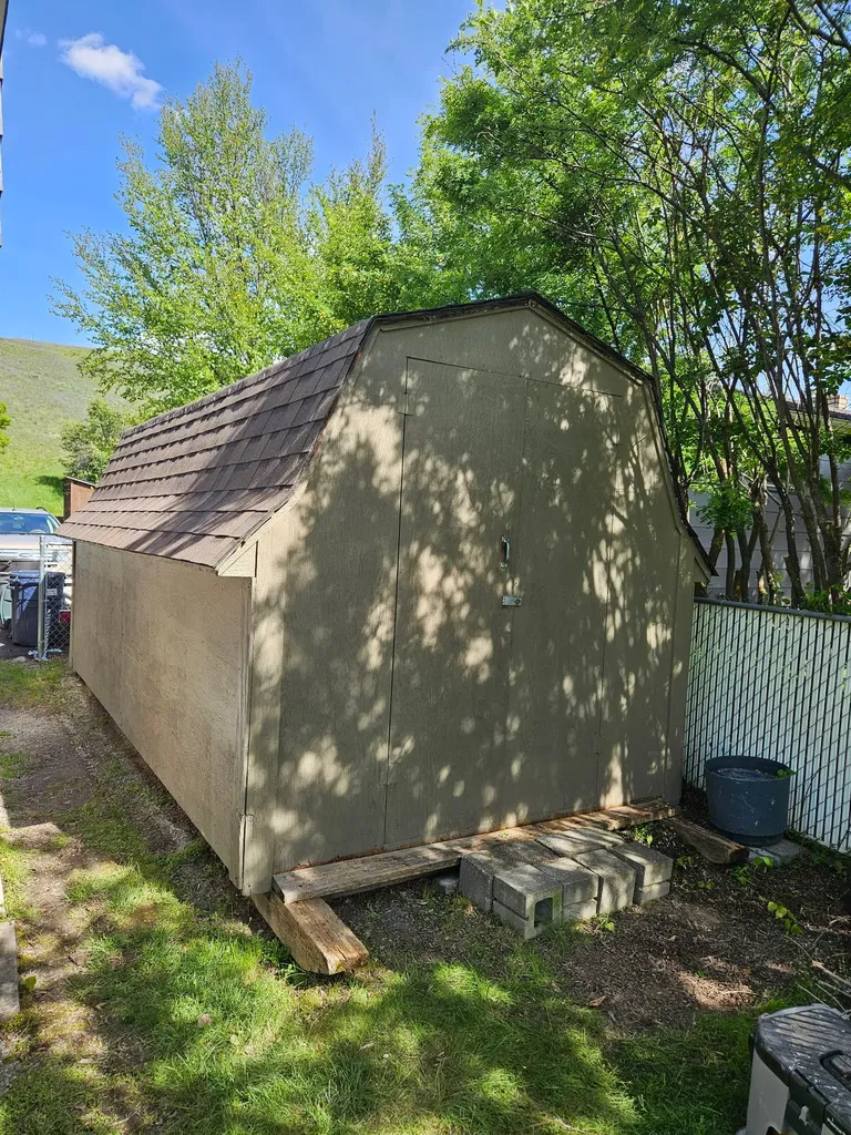 203 Central Avenue Eureka MT 59917