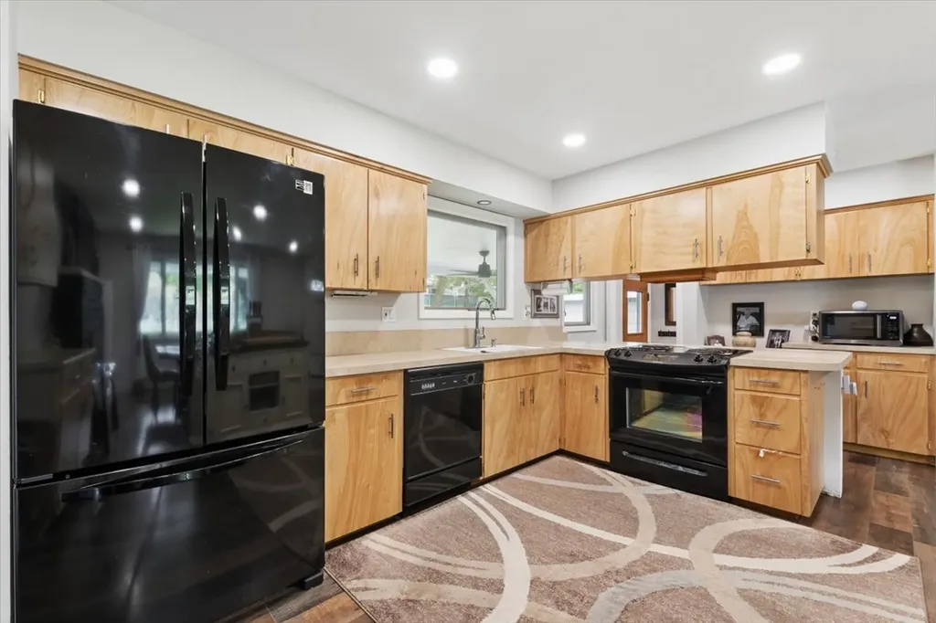 203 Central Avenue Eureka MT 59917