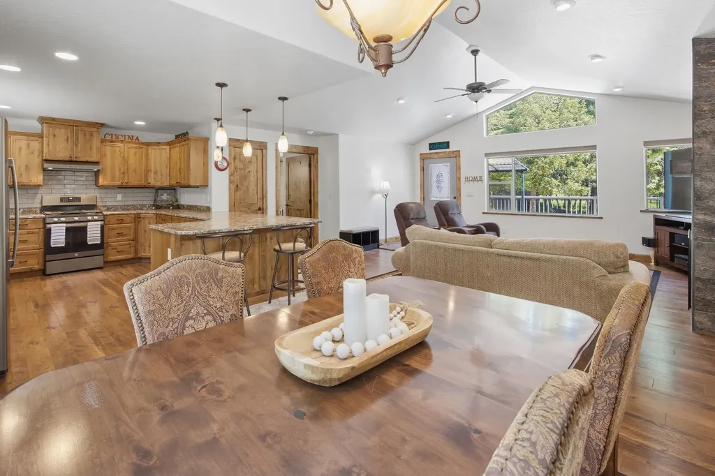 30123 Half Circle Way Polson MT 59860