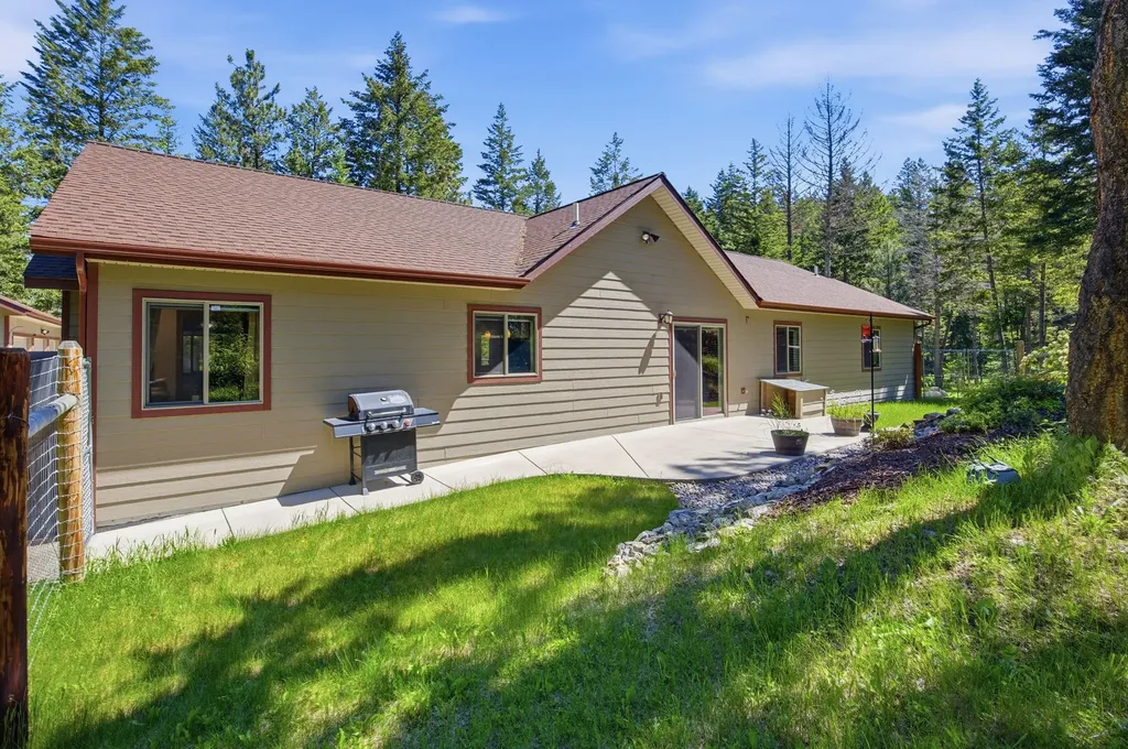 30123 Half Circle Way Polson MT 59860