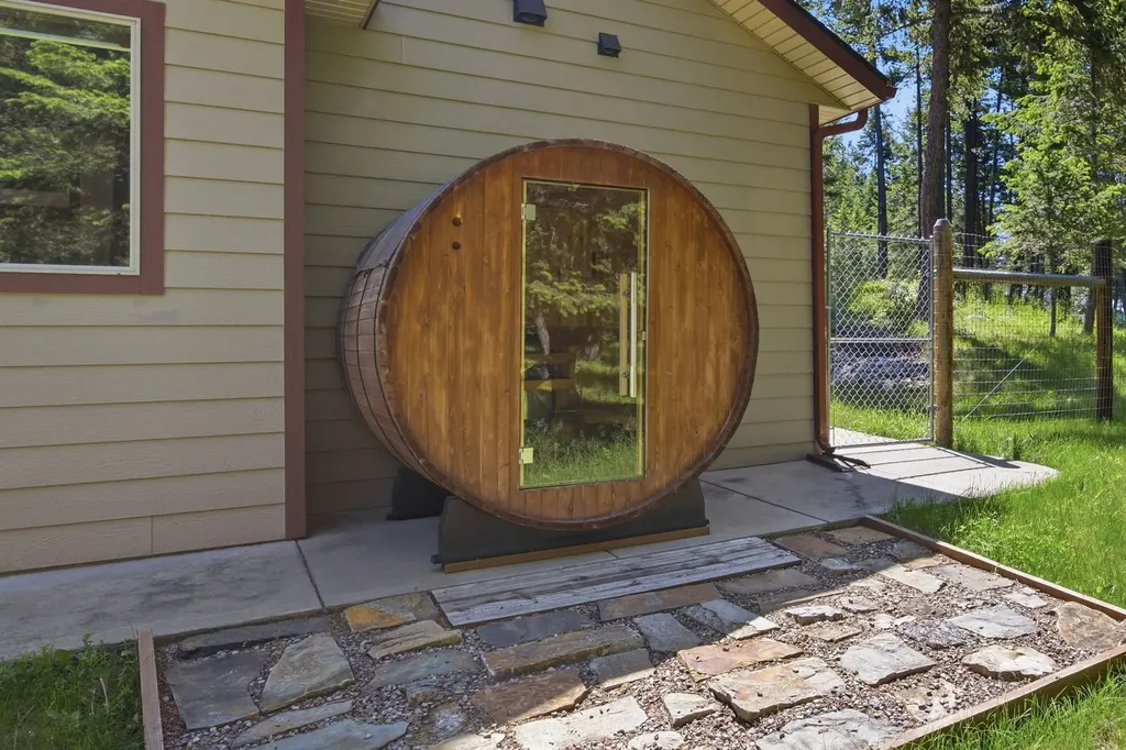 30123 Half Circle Way Polson MT 59860