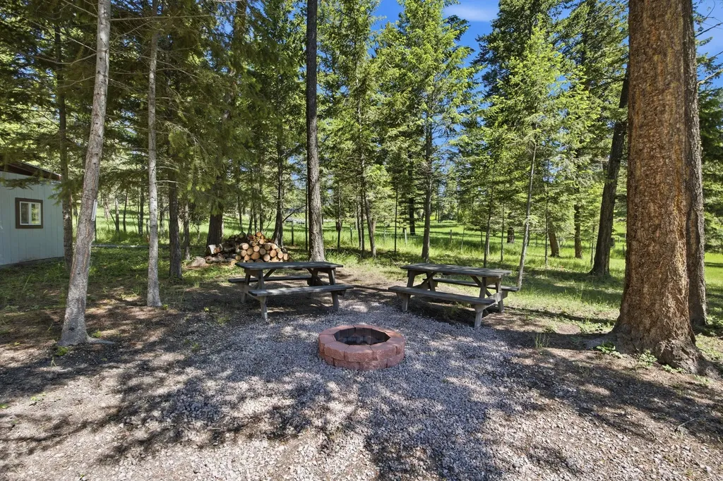 30123 Half Circle Way Polson MT 59860