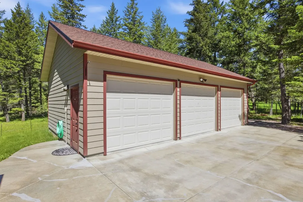 30123 Half Circle Way Polson MT 59860
