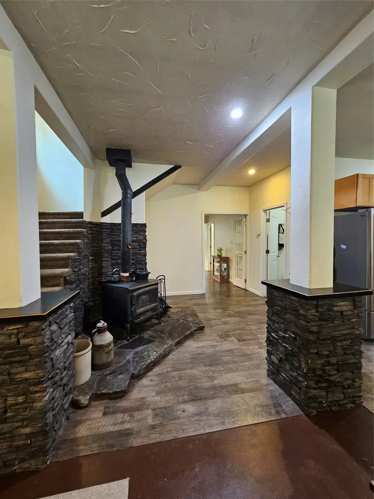 229 3rd Avenue Lincoln MT 59639