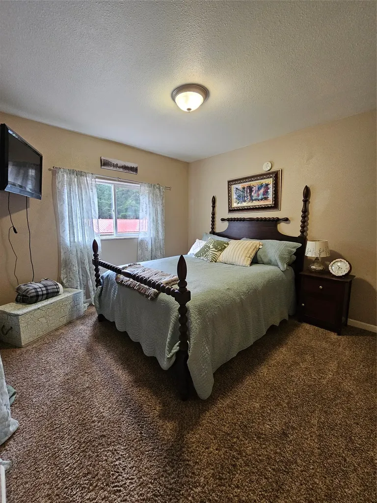 229 3rd Avenue Lincoln MT 59639