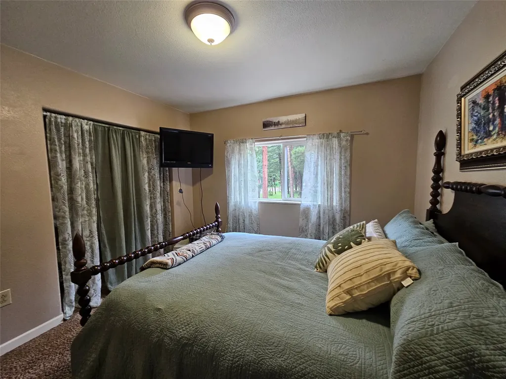 229 3rd Avenue Lincoln MT 59639