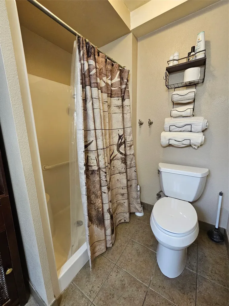 229 3rd Avenue Lincoln MT 59639