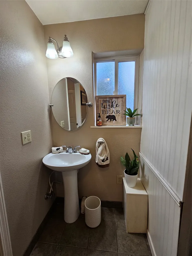 229 3rd Avenue Lincoln MT 59639