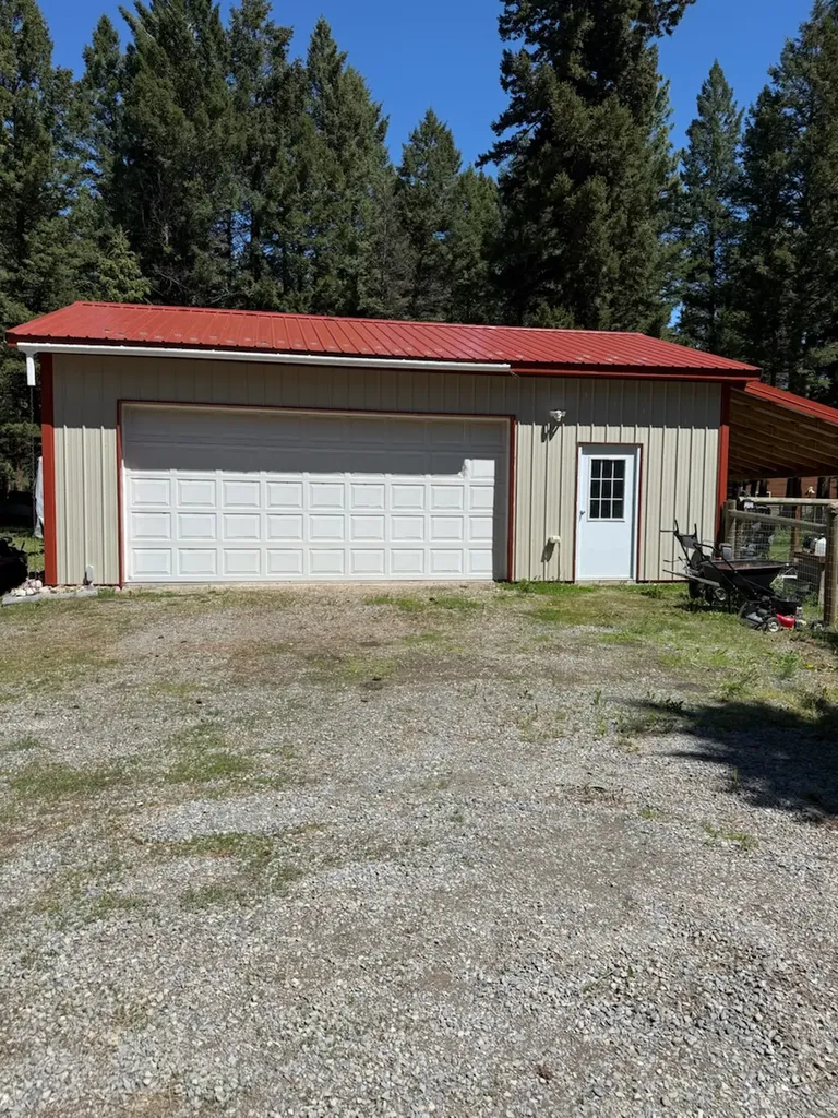 229 3rd Avenue Lincoln MT 59639