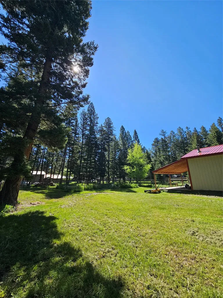 229 3rd Avenue Lincoln MT 59639