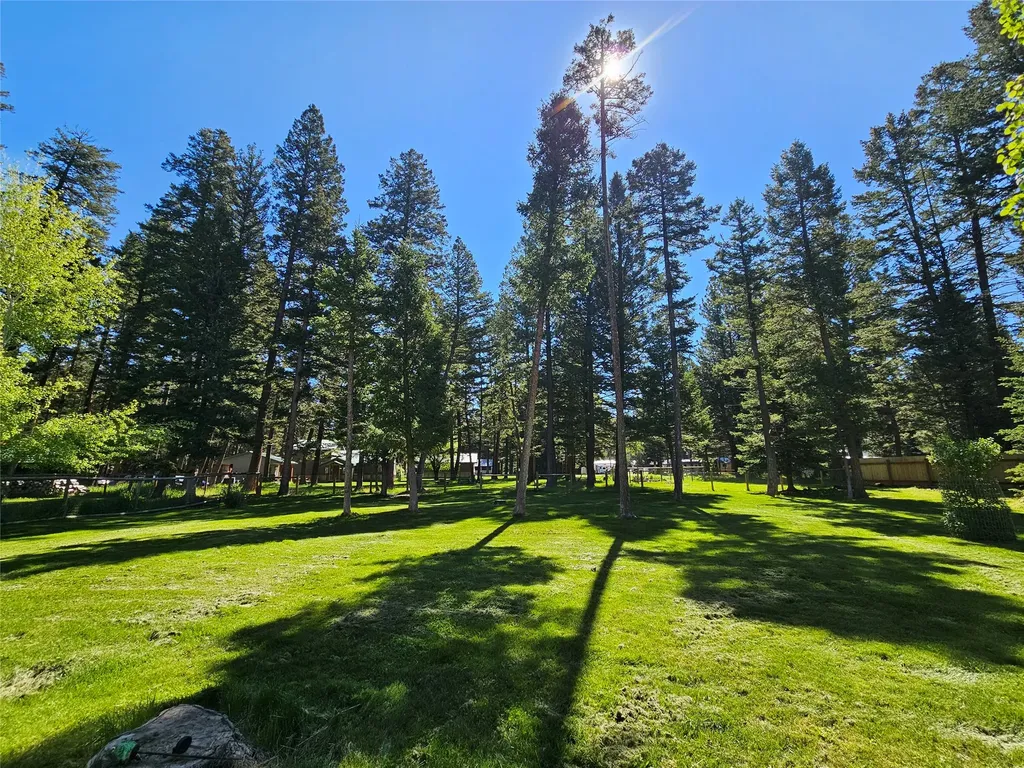 229 3rd Avenue Lincoln MT 59639