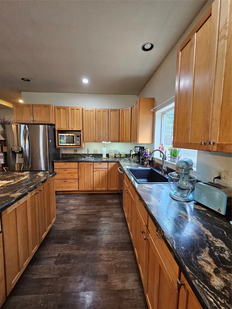 229 3rd Avenue Lincoln MT 59639