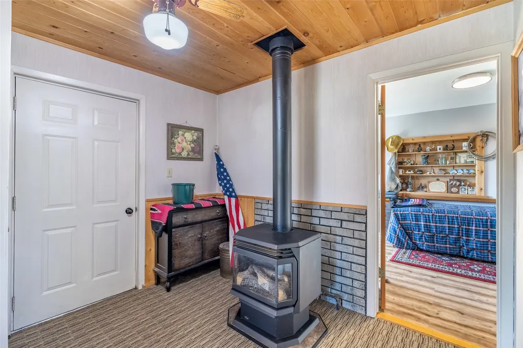 4918 Birdseye Road Helena MT 59602