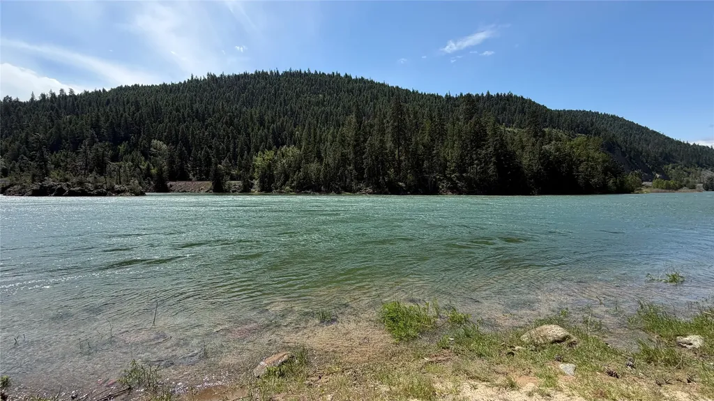 5671 Kootenai River Road Libby MT 59923