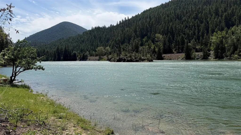 5671 Kootenai River Road Libby MT 59923