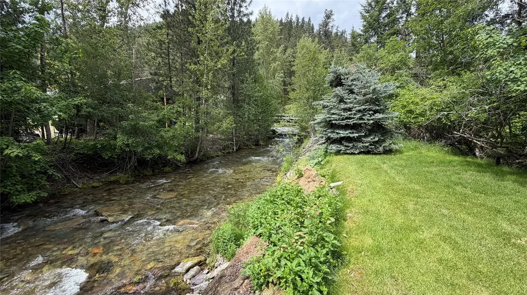 5671 Kootenai River Road Libby MT 59923