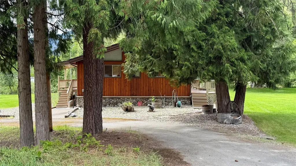 5671 Kootenai River Road Libby MT 59923