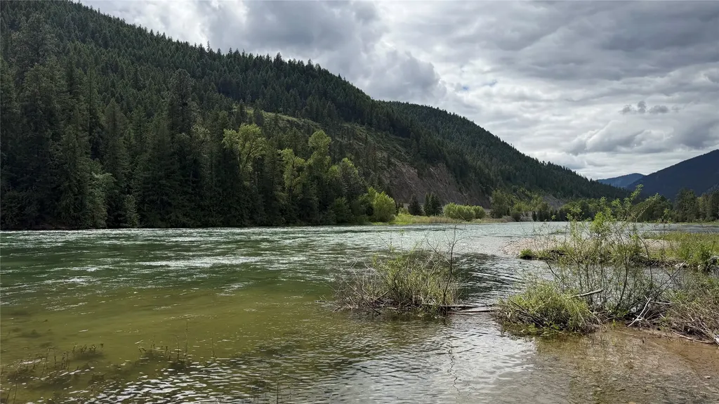 5671 Kootenai River Road Libby MT 59923
