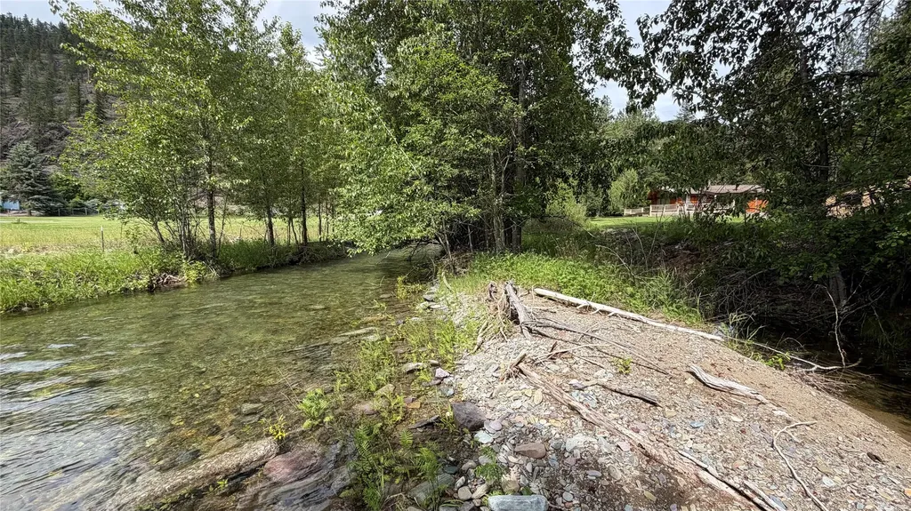 5671 Kootenai River Road Libby MT 59923