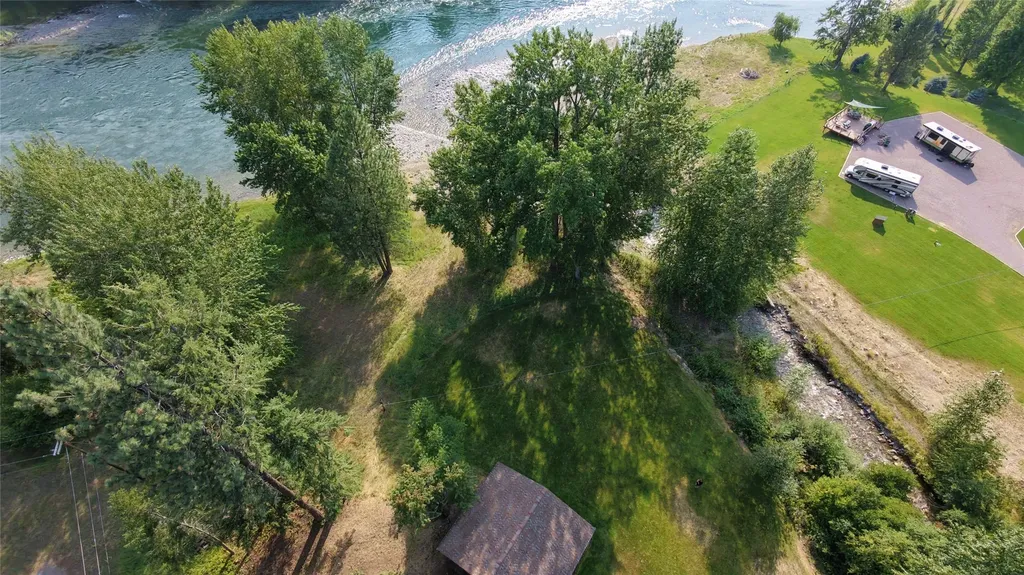 5671 Kootenai River Road Libby MT 59923