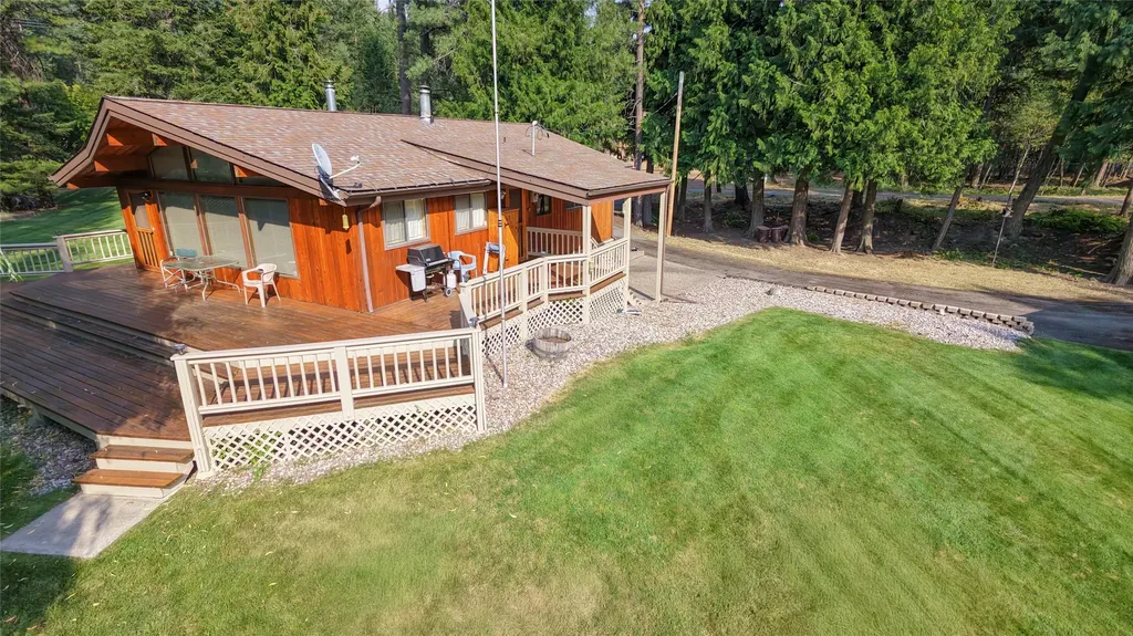 5671 Kootenai River Road Libby MT 59923