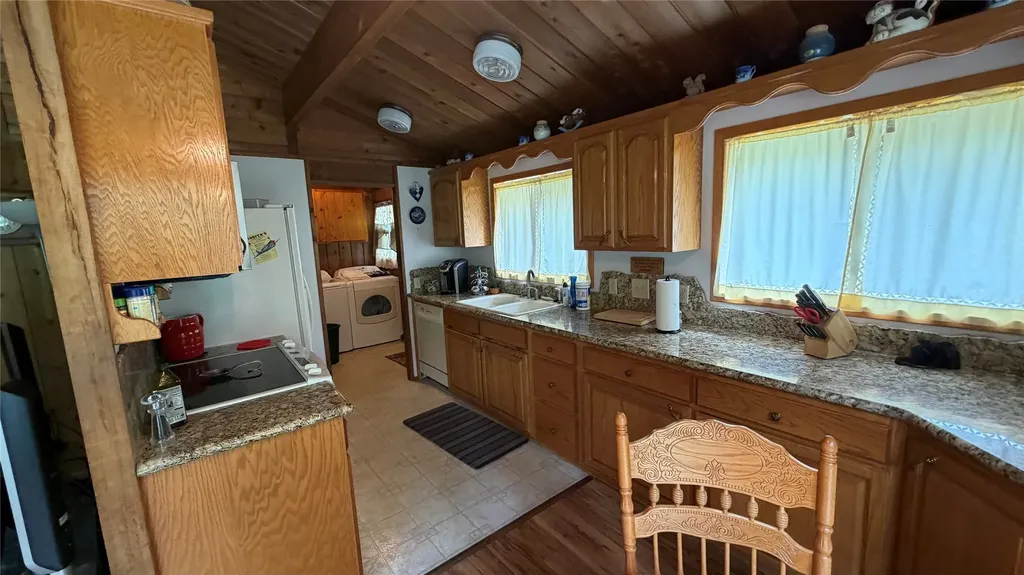 5671 Kootenai River Road Libby MT 59923