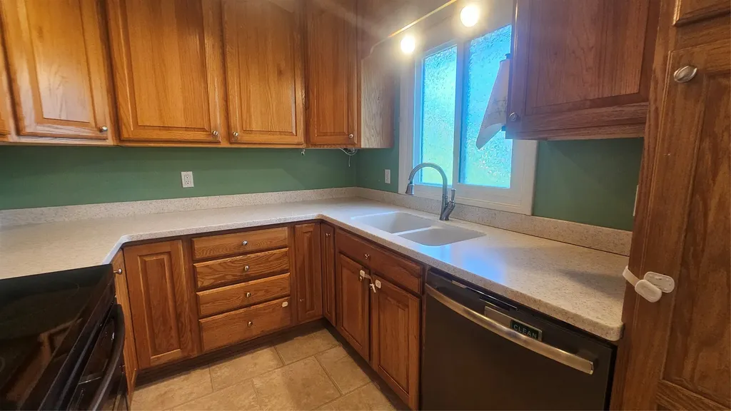 405 26th Avenue NE Great Falls MT 59404