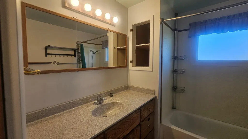 405 26th Avenue NE Great Falls MT 59404