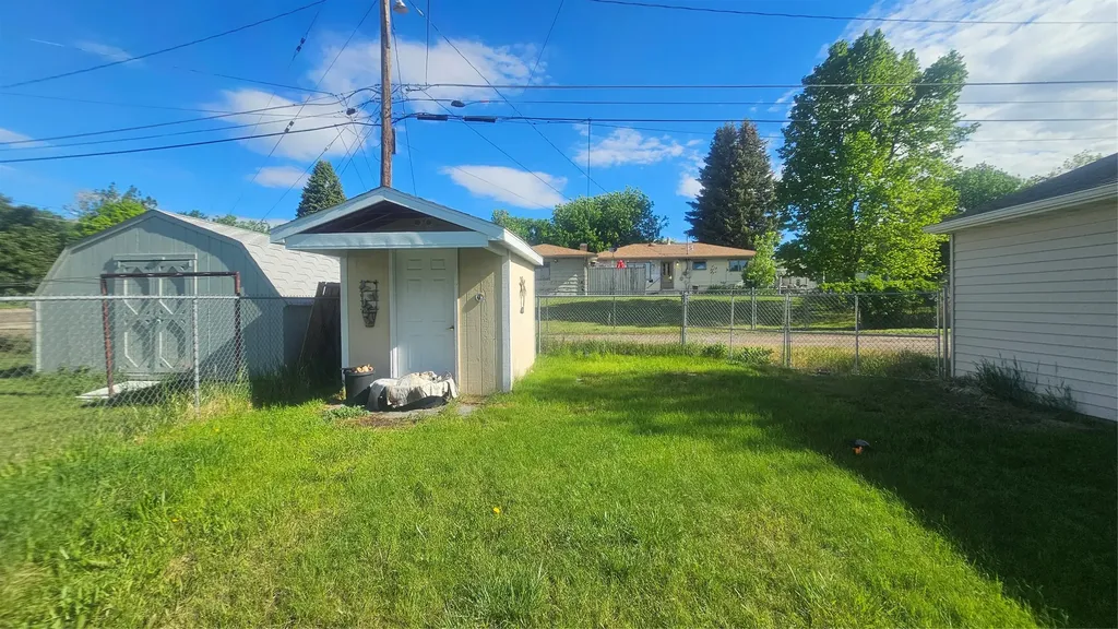 405 26th Avenue NE Great Falls MT 59404
