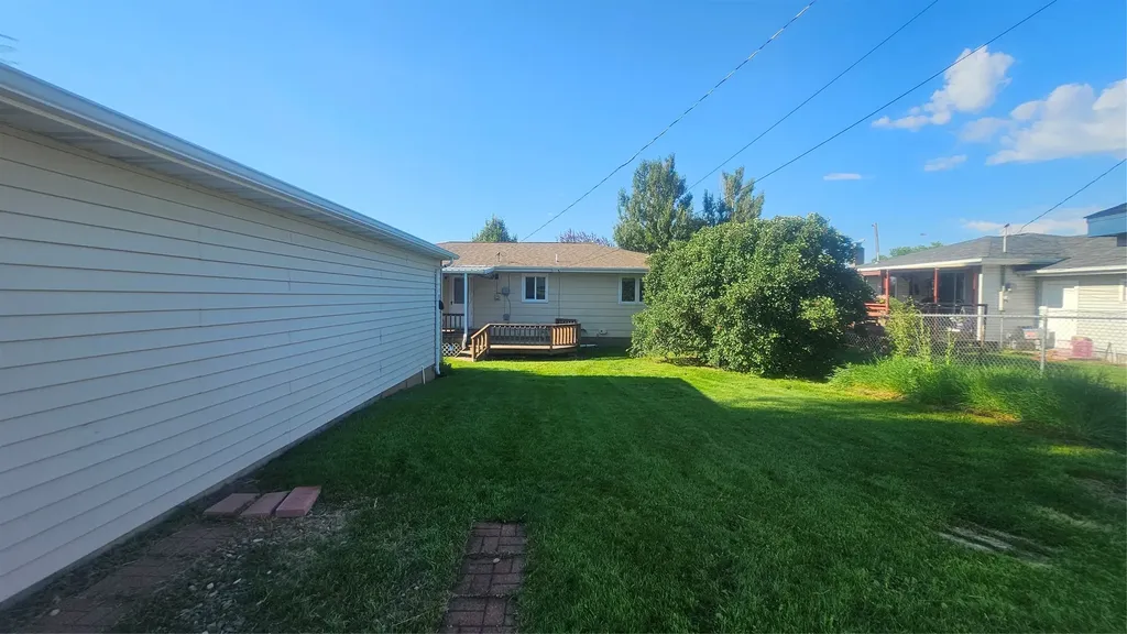 405 26th Avenue NE Great Falls MT 59404