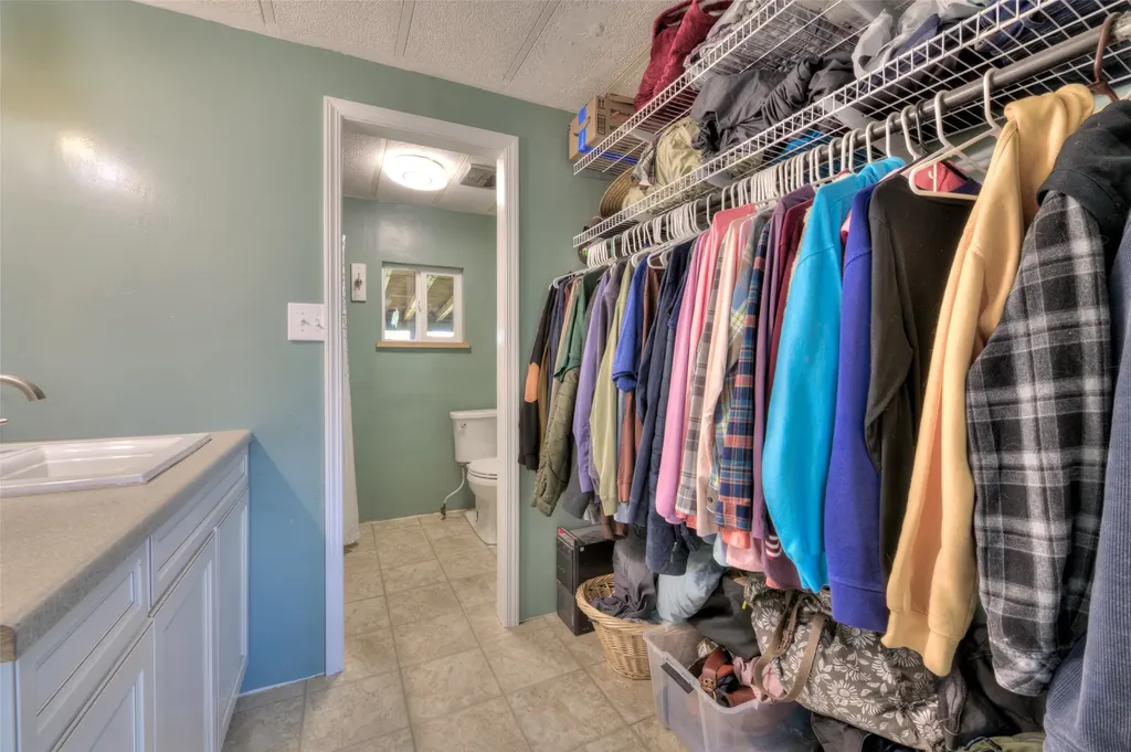 1327 Honey House Lane Corvallis MT 59828